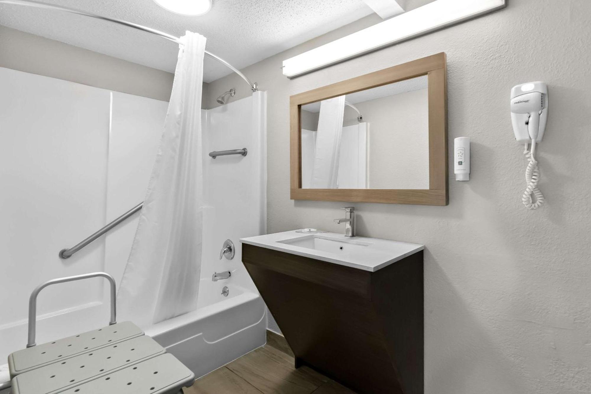 Quality Inn Nashville - Opryland Area Exterior foto
